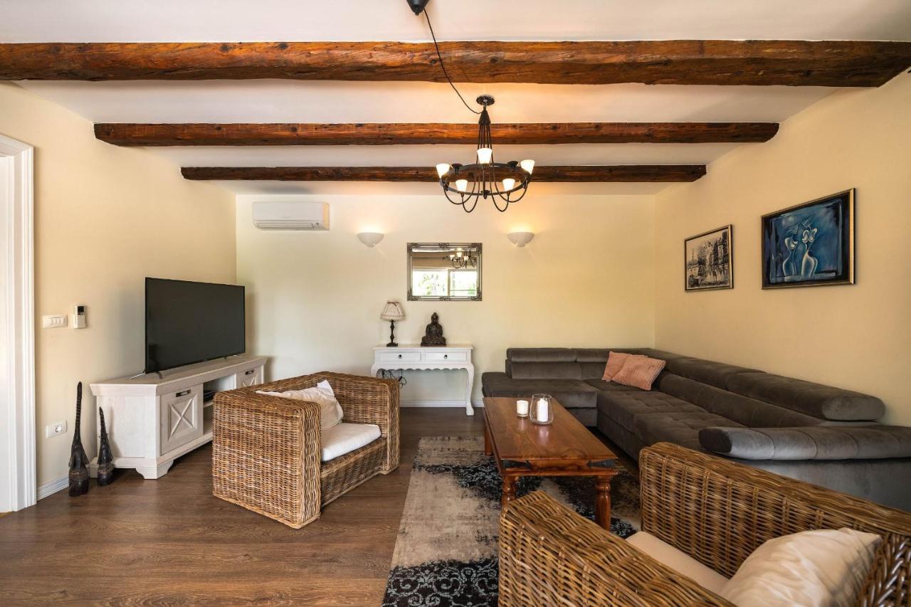 Villa Branca 6+2 Krnica Dış mekan fotoğraf